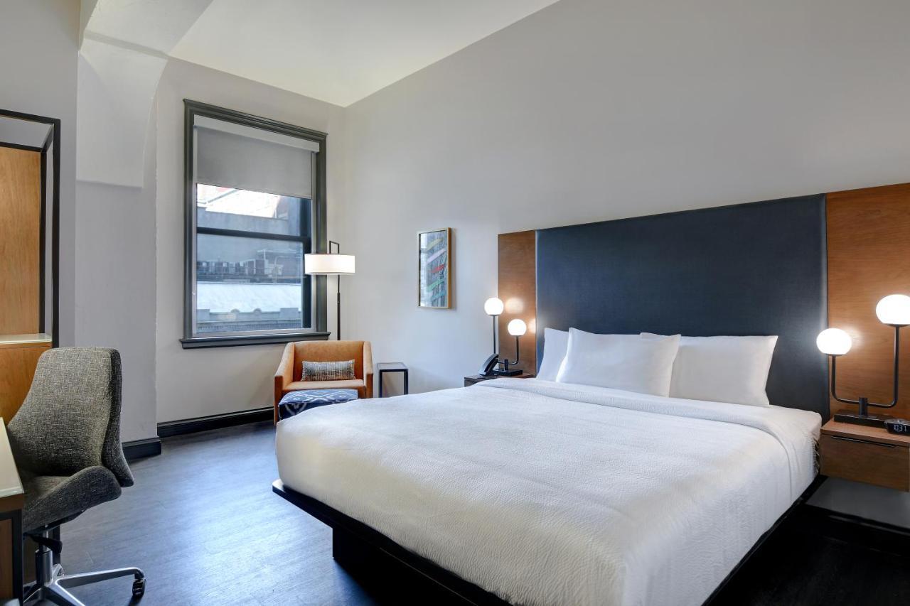 Courtyard By Marriott Cincinnati Downtown Экстерьер фото